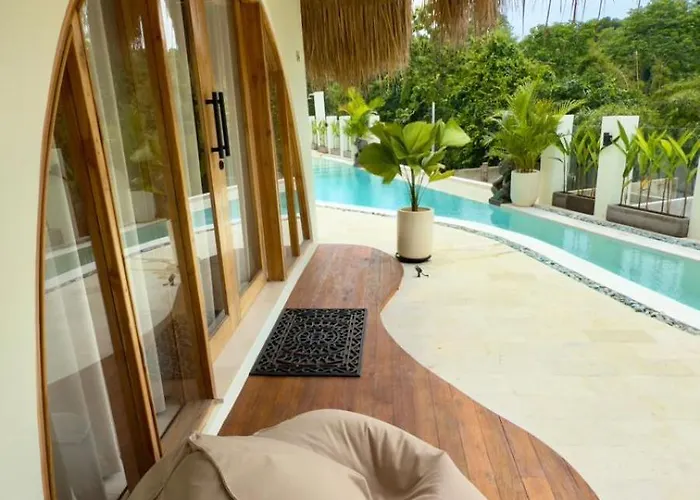 Villa Ayu Padang 05 *